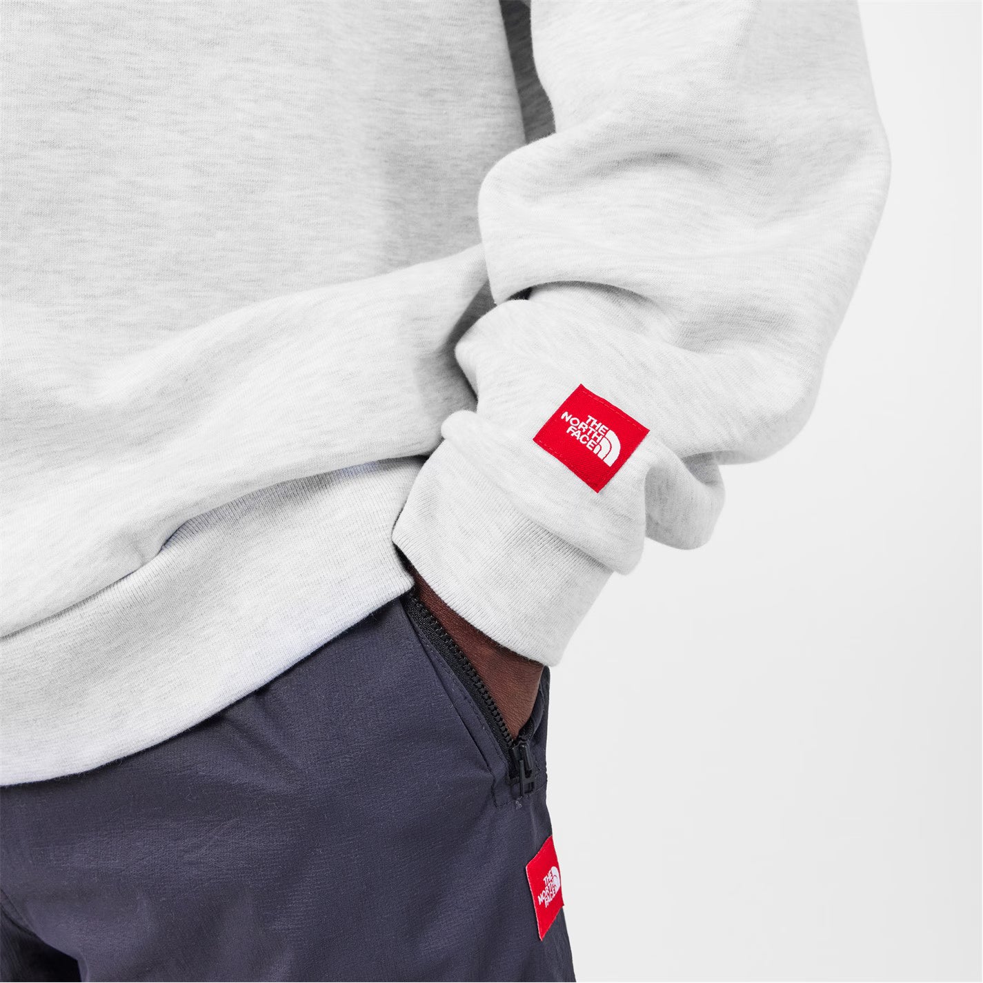 THE NORTH FACE Men's Redbox Pullover Hoodie