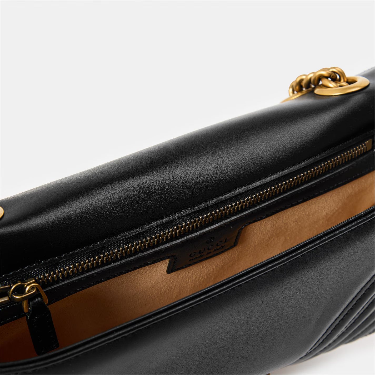 GUCCI Marmont Matelasse Small Bag