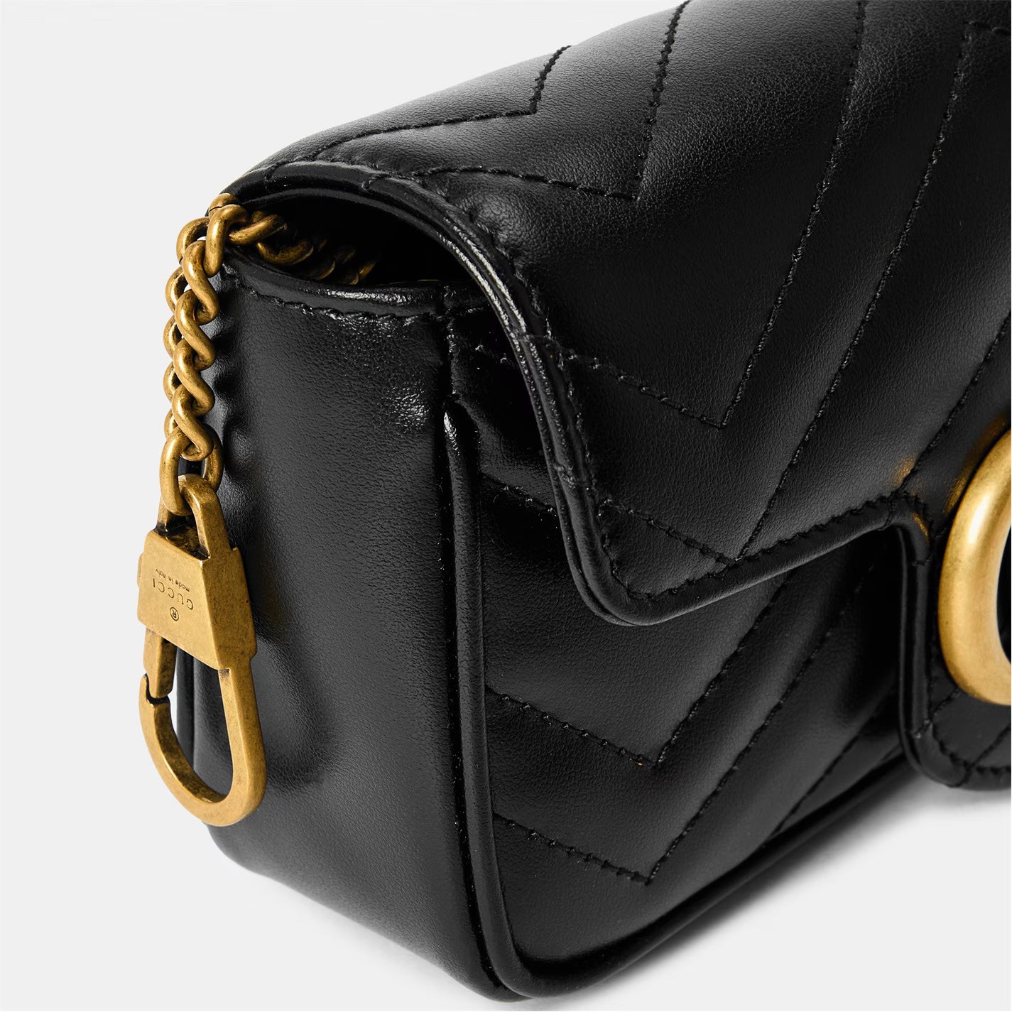 Women's Chevron Leather GG Marmont Super Mini Bag