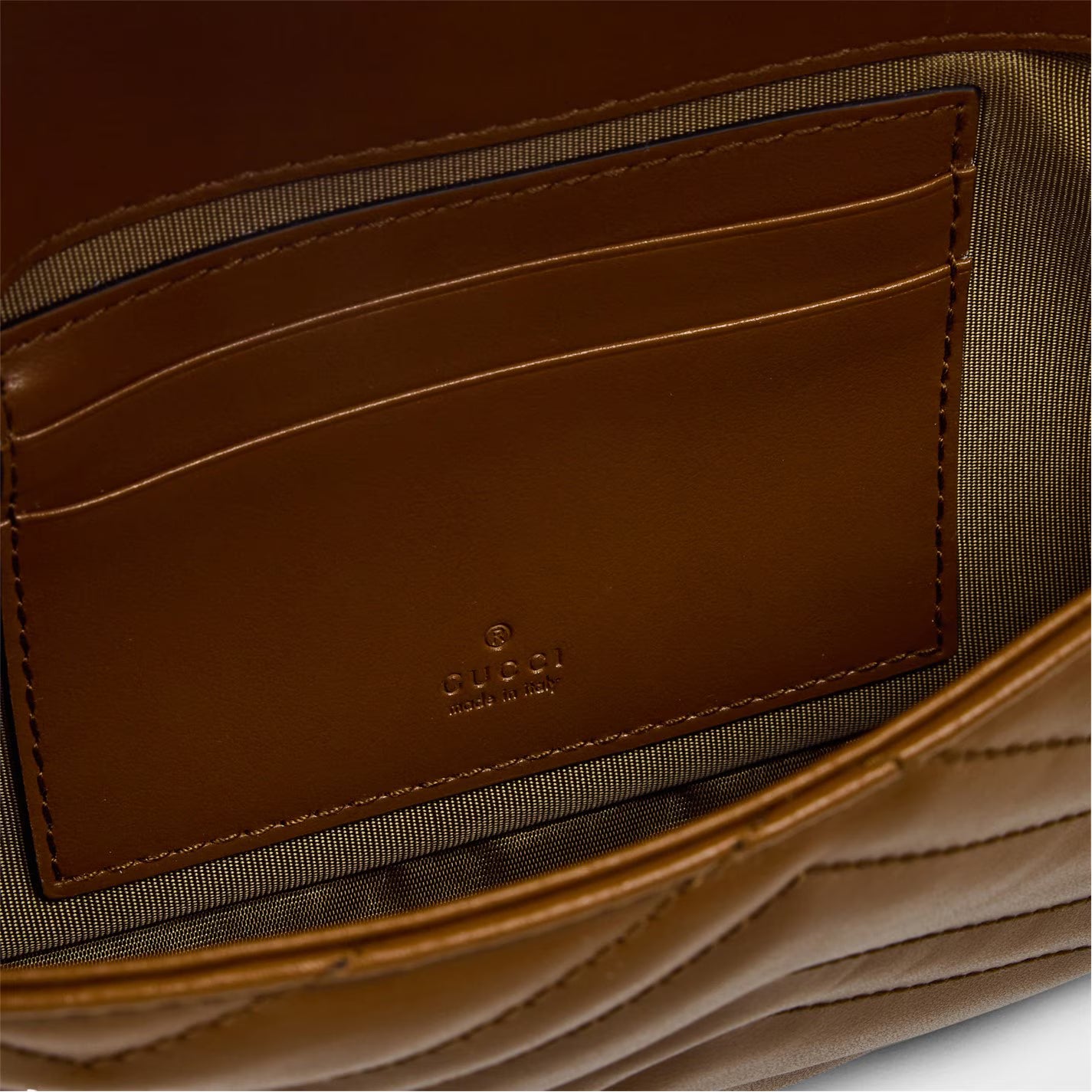 Women's Convertible Chain Wallet On Chain