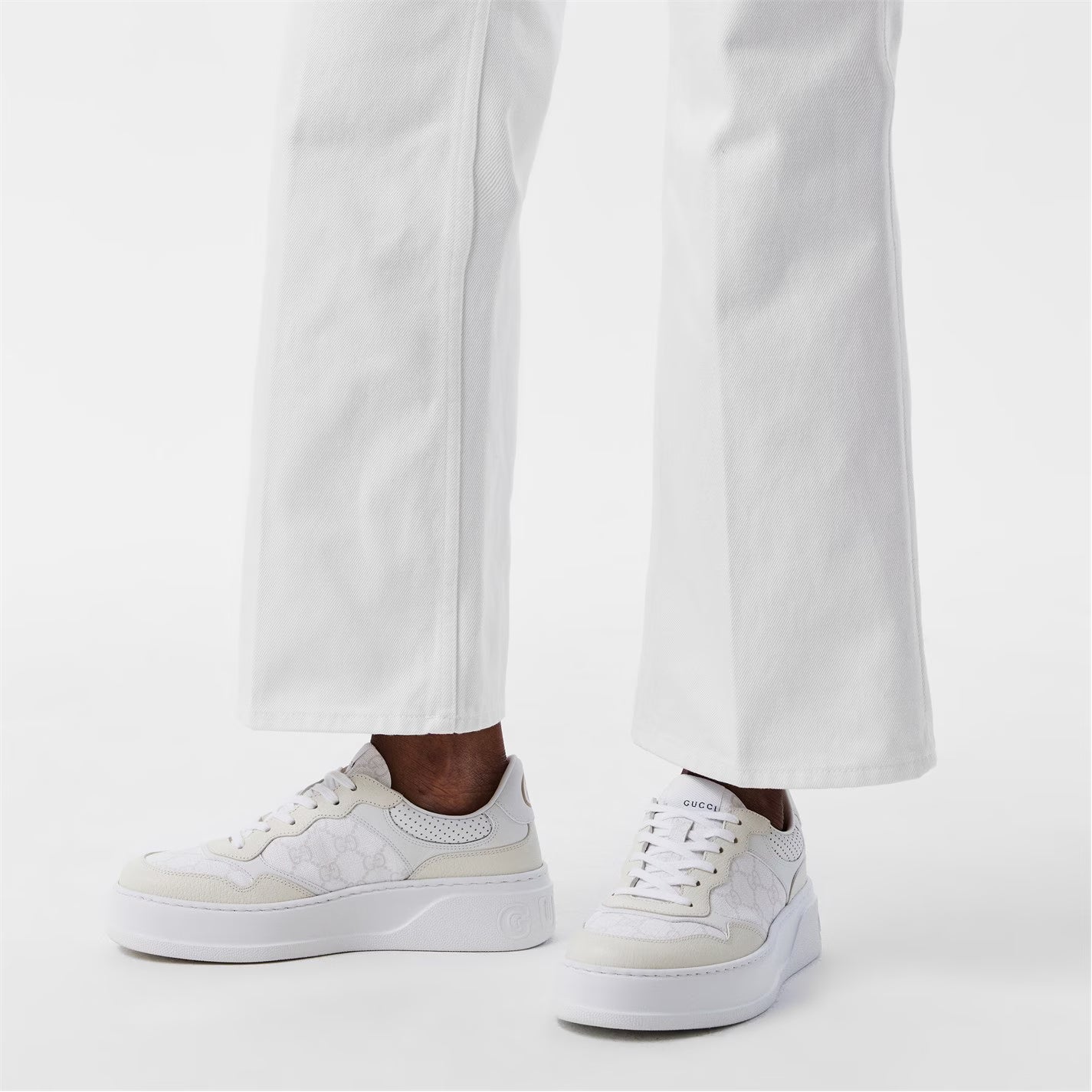 Women's GG Canvas Low-Top Trainers