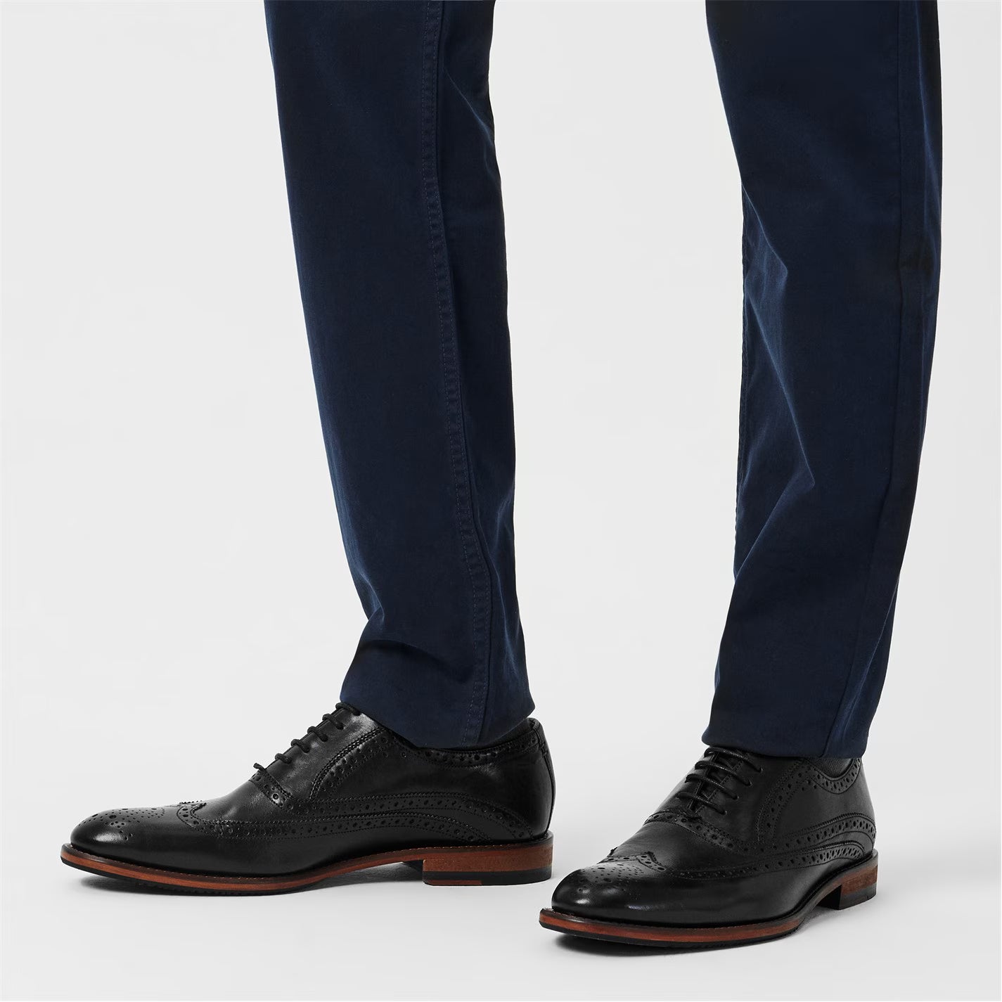 Oliver Sweeney Men's Ledwell Traditional Perforated Brogues