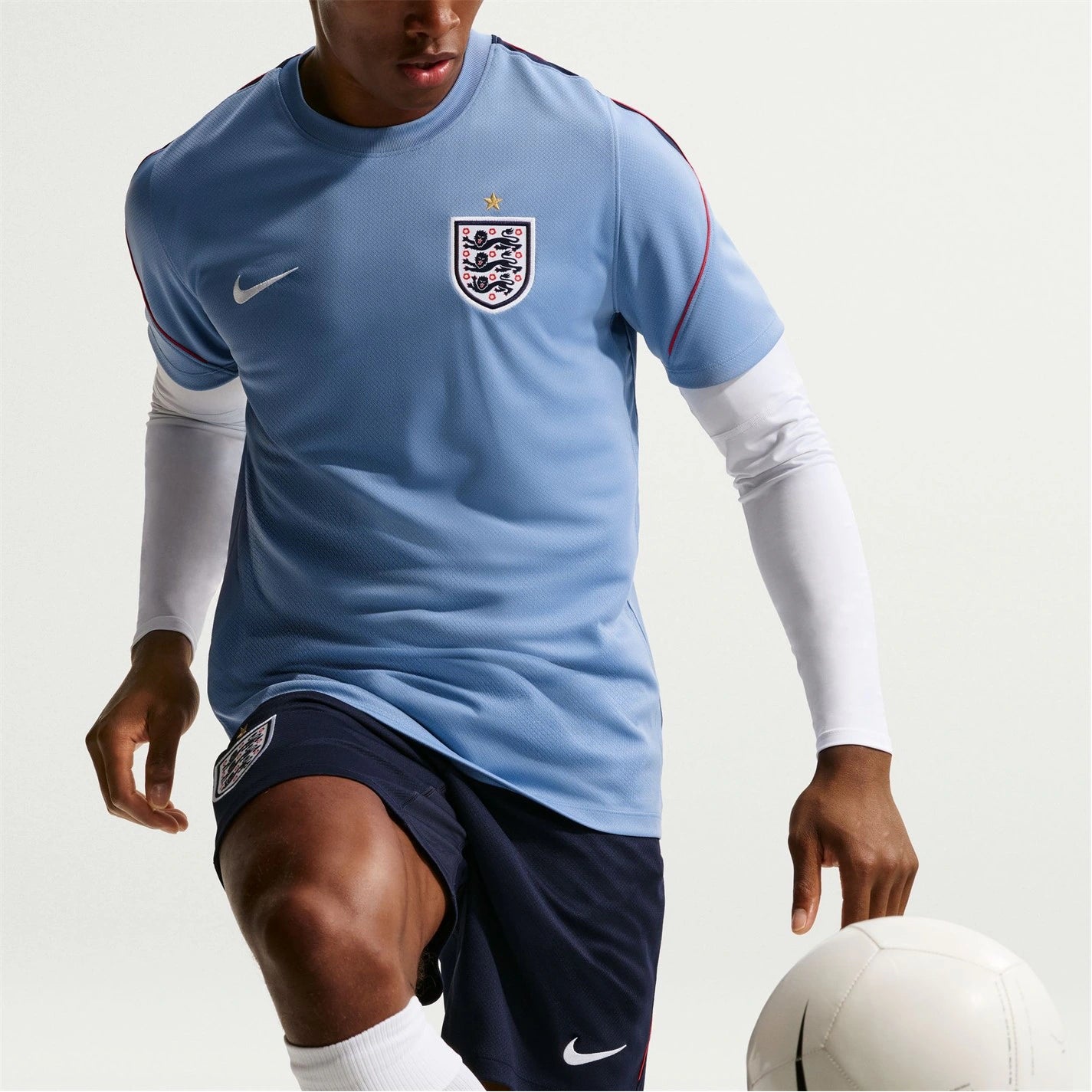 Nike Men's England Short Sleeve T-Shirt