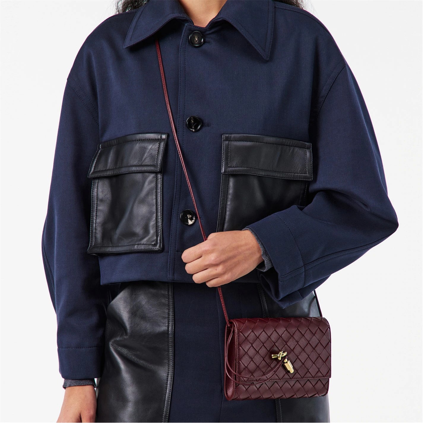 Women's Andiamo Slim Crossbody Wallet On Chain