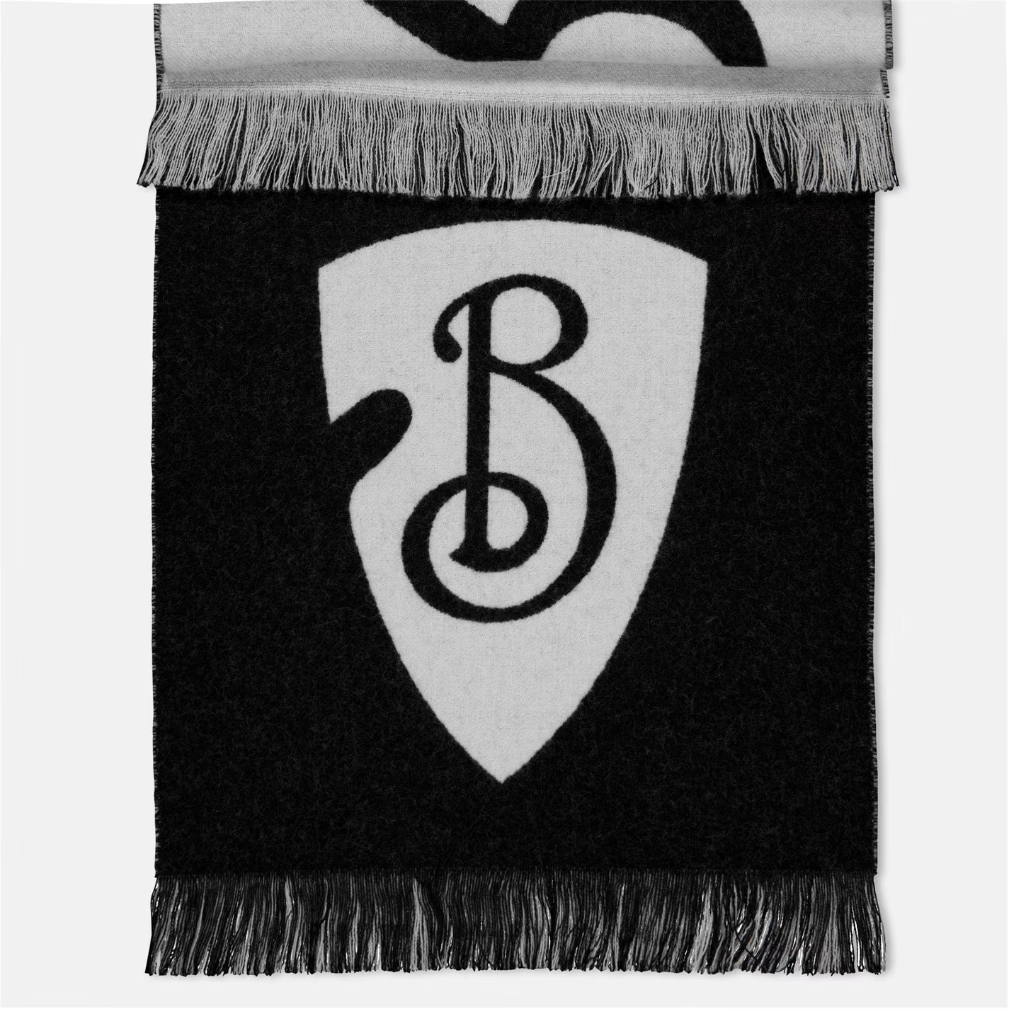 BURBERRY Football Logo-Intarsia Scarf