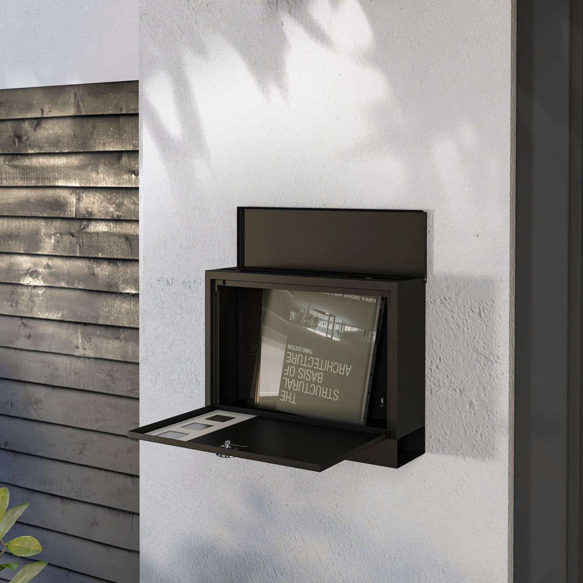 HOMCOM Weatherproof Wall Mounted Letter Box – Black