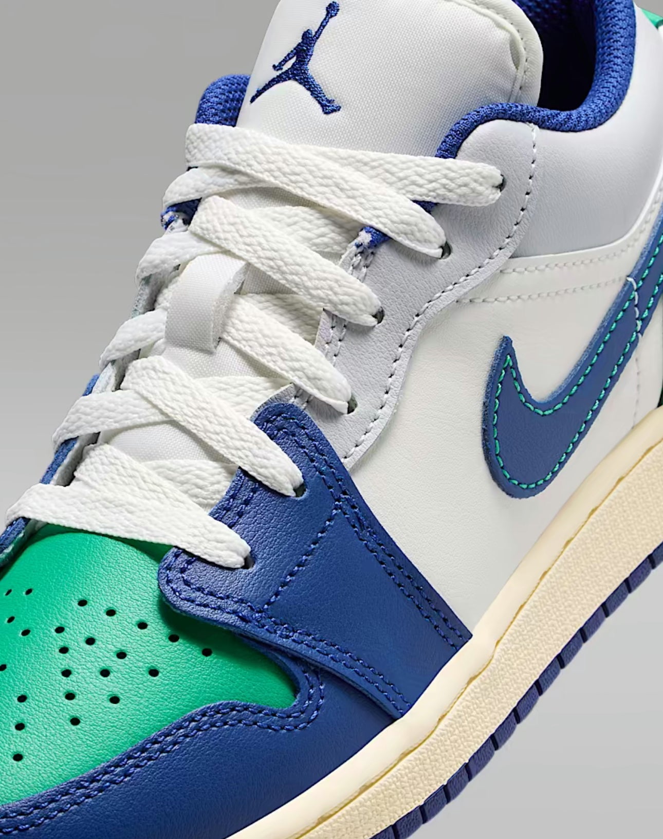 Air Jordan 1 Low Kids - Interactive Group